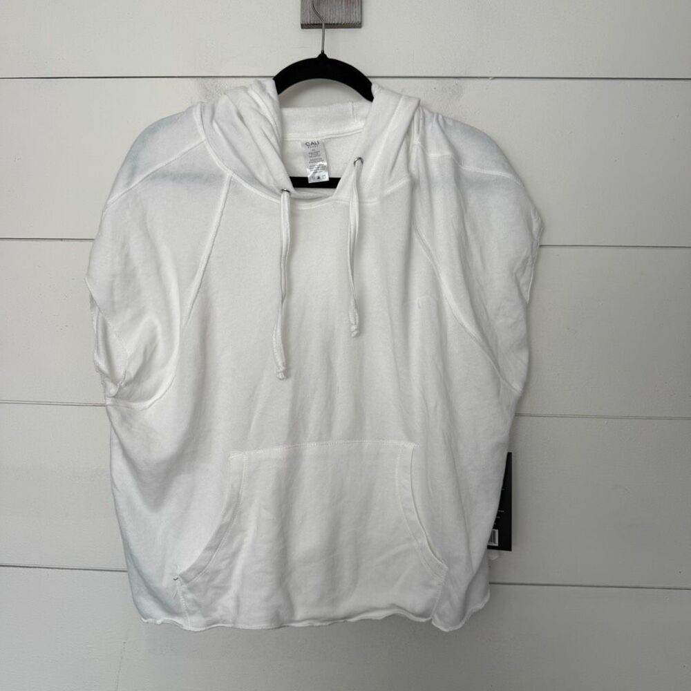 Cali Sport Women’s XL White Short Sleeve Hooded Top